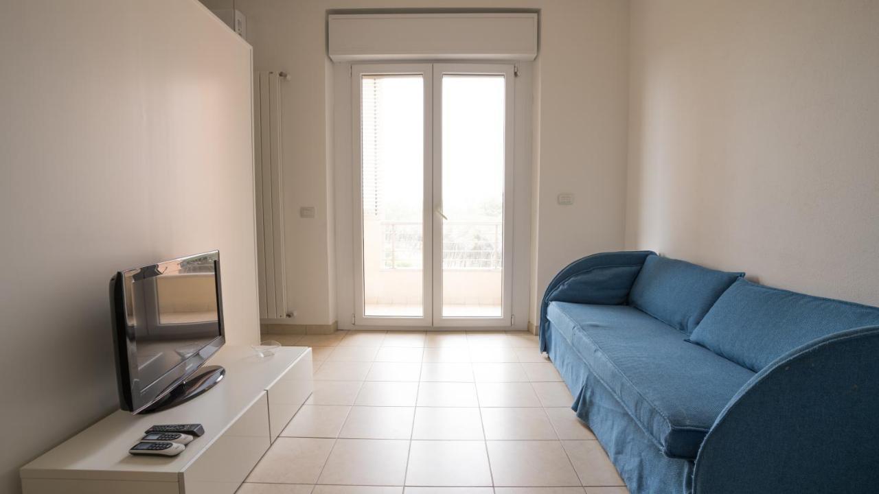 Welcomely - Il Rifugio Delle Rondini Appartement Torre Grande Buitenkant foto